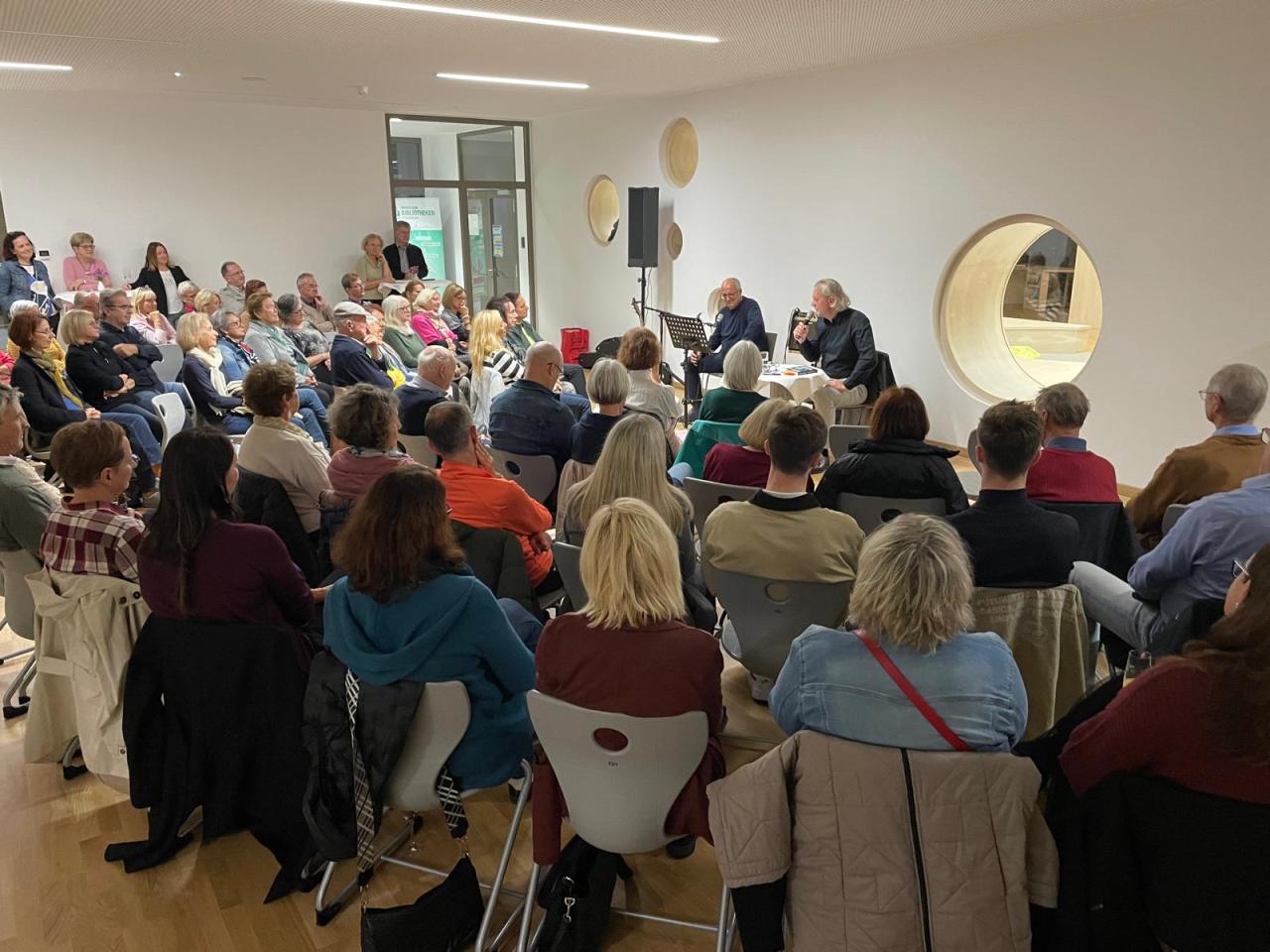 Robert Eichenauer liest "Die Aussenseiterin"