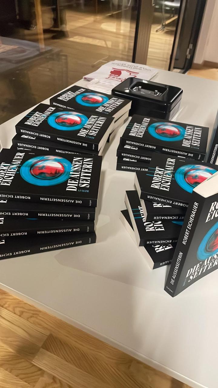 Robert Eichenauer liest "Die Aussenseiterin"