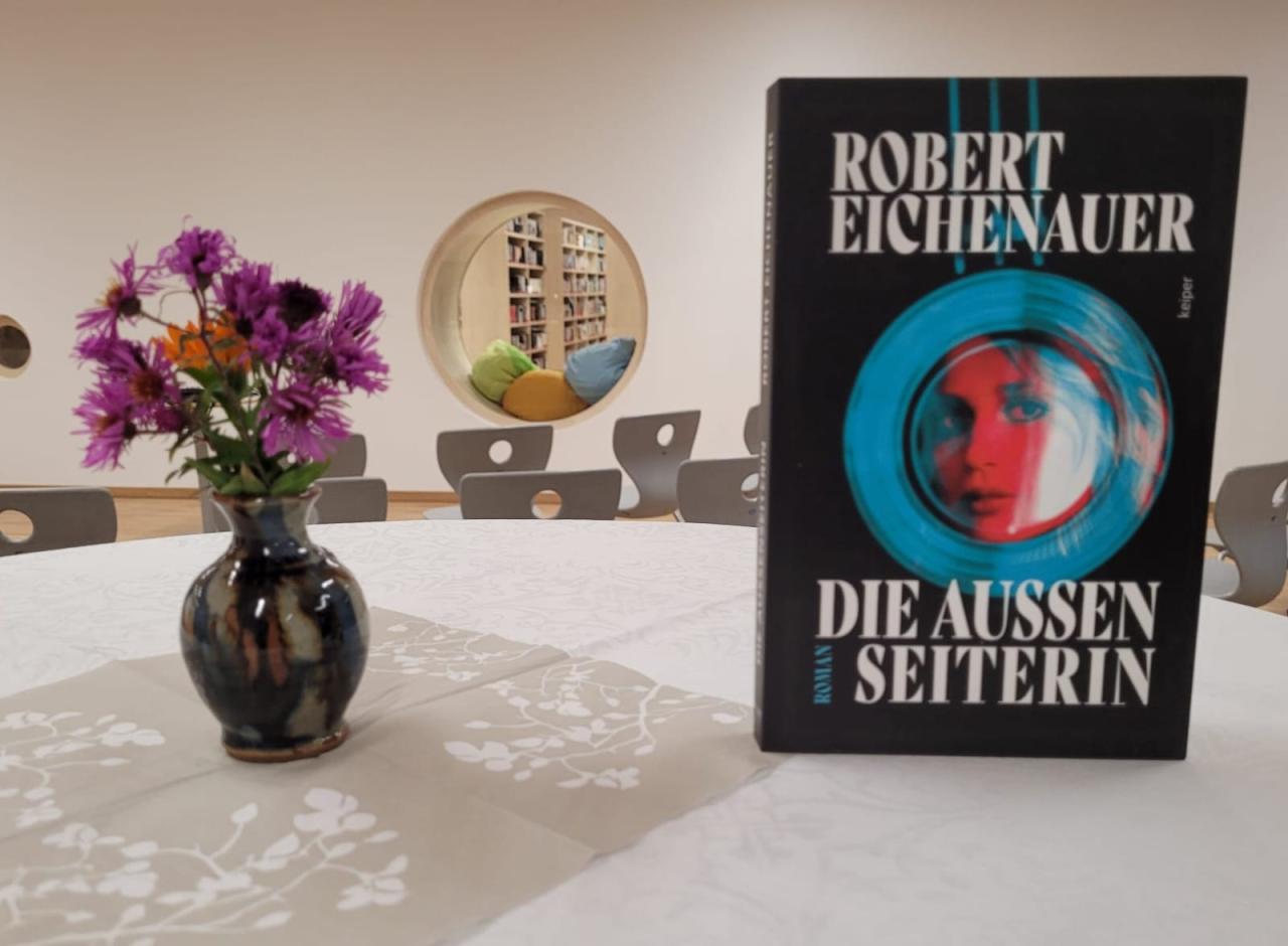 Robert Eichenauer liest "Die Aussenseiterin"