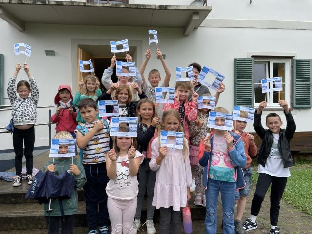 Komm, wir zaubern einen Tornado – und das in der Bibliothek!